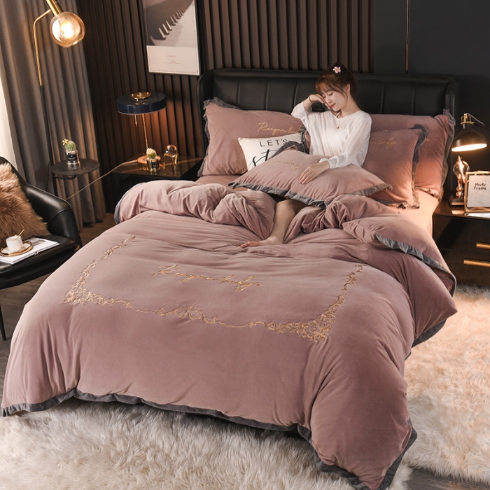 91家纺网 家纺一手货源 找家纺 迷仙巢 2021新款婴儿绒系列四件套盛世 盛世-浅咖