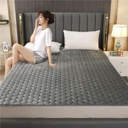 91家纺网 家纺一手货源 找家纺 （总）东宇床垫 2022新款牛奶绒薄款床垫