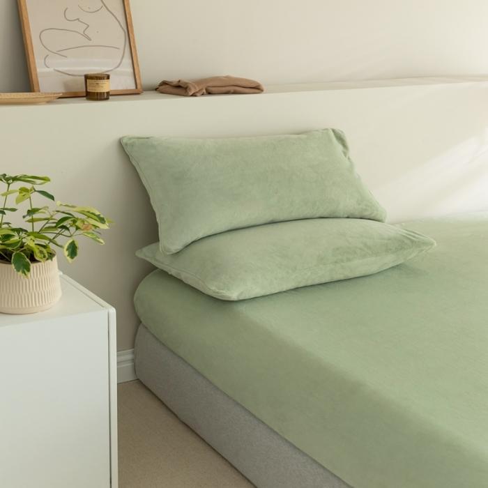 91家纺网 家纺一手货源 找家纺 法芙娜 加厚牛奶绒床笠 单层吸湿绒床笠 薄荷绿