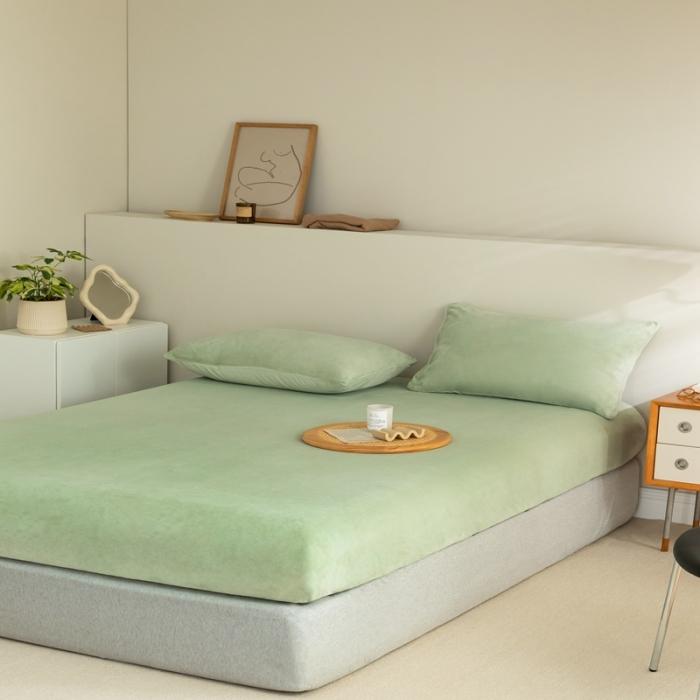 91家纺网 家纺一手货源 找家纺 法芙娜 加厚牛奶绒床笠 单层吸湿绒床笠 薄荷绿