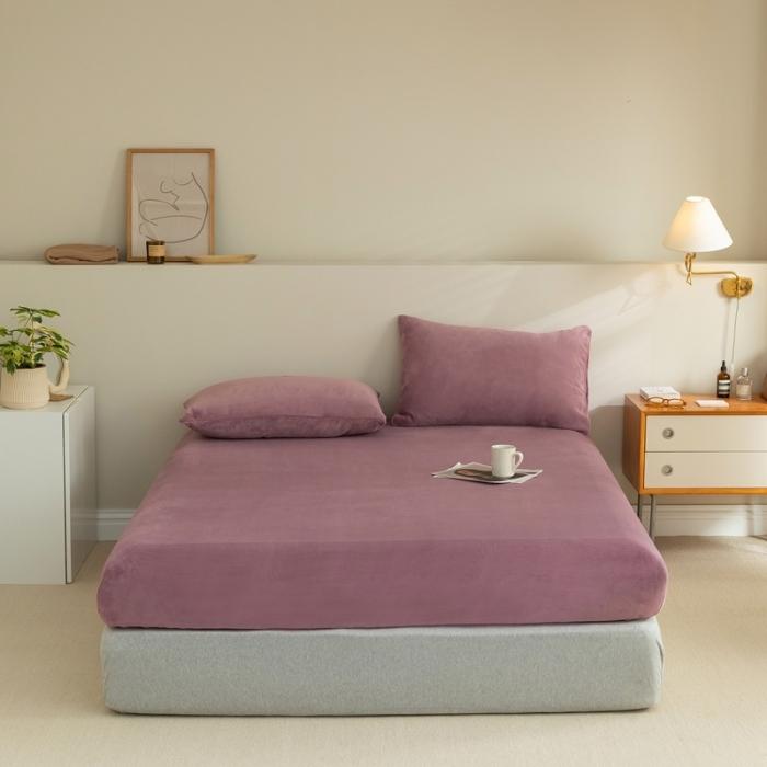 91家纺网 家纺一手货源 找家纺 法芙娜 加厚牛奶绒床笠 单层吸湿绒床笠 魅力紫