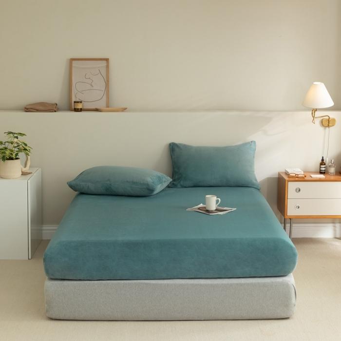 91家纺网 家纺一手货源 找家纺 法芙娜 加厚牛奶绒床笠 单层吸湿绒床笠 松石蓝