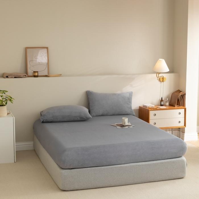 91家纺网 家纺一手货源 找家纺 法芙娜 加厚牛奶绒床笠 单层吸湿绒床笠 银川灰