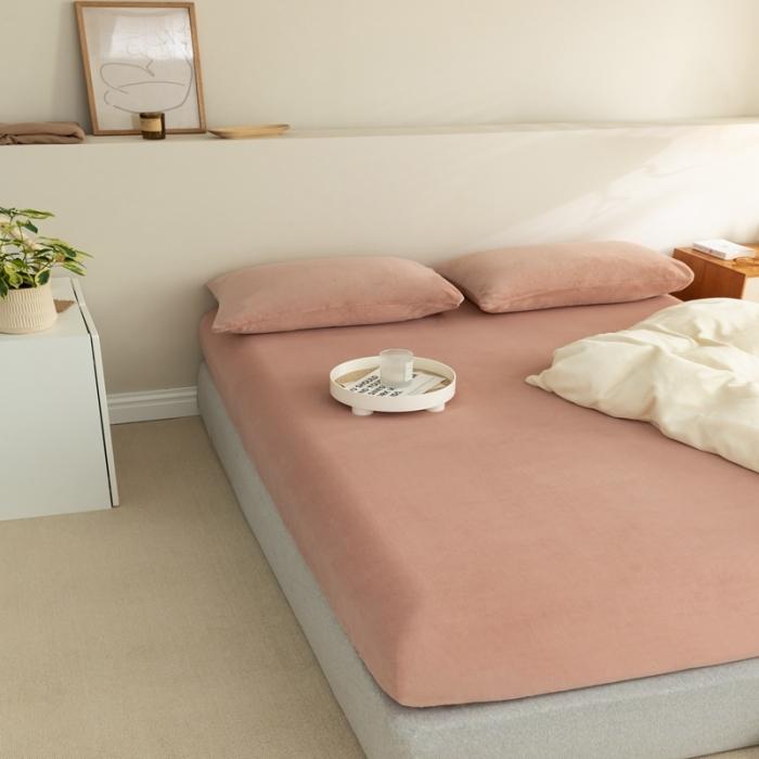 91家纺网 家纺一手货源 找家纺 法芙娜 加厚牛奶绒床笠 单层吸湿绒床笠 樱花粉