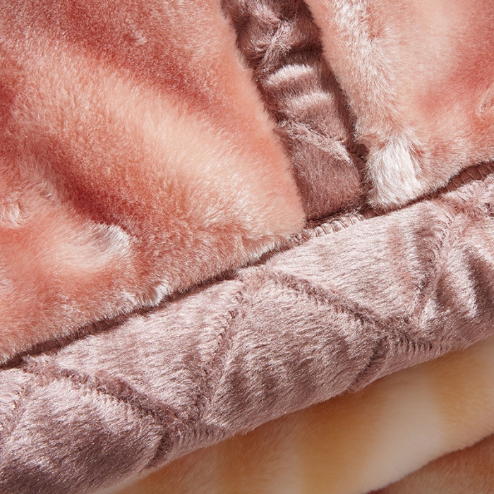 91家纺网 家纺一手货源 找家纺 宜派家纺 2021新款双层加厚拉舍尔毛毯 爱恋百合