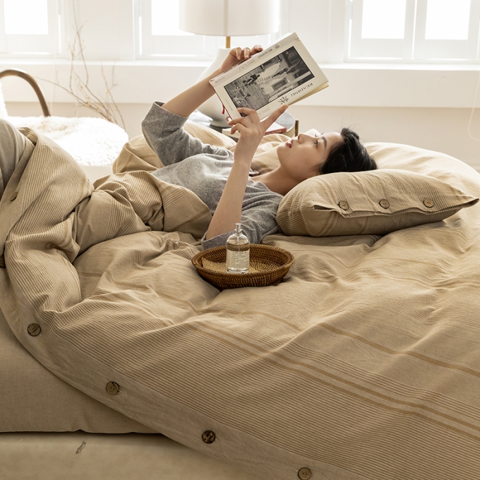 91家纺网 家纺一手货源 找家纺 华超针织 2021新款纽扣提花水洗棉四件套 卡其