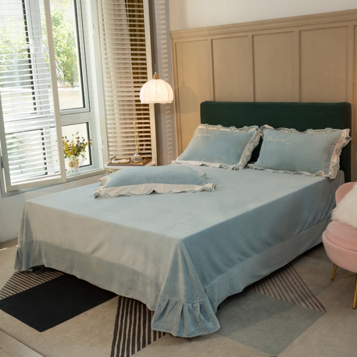 91家纺网 家纺一手货源 找家纺 安妮家居2022新款牛奶绒刺绣四件套-朵拉 橄榄绿