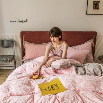 馨蕊2021秋冬新品轻奢煦暖绒 唯爱系列模特图 唯爱-初夏粉