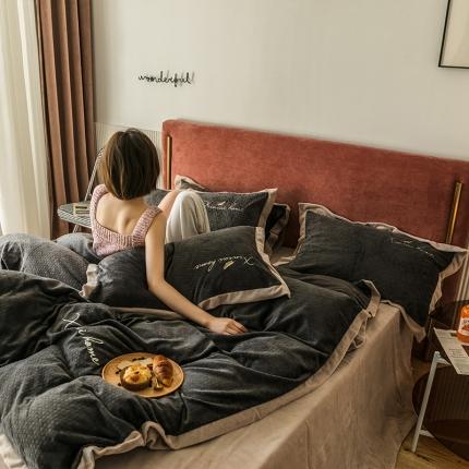 馨蕊2021秋冬新品轻奢煦暖绒奥斯汀系列模特图 奥斯汀-深灰