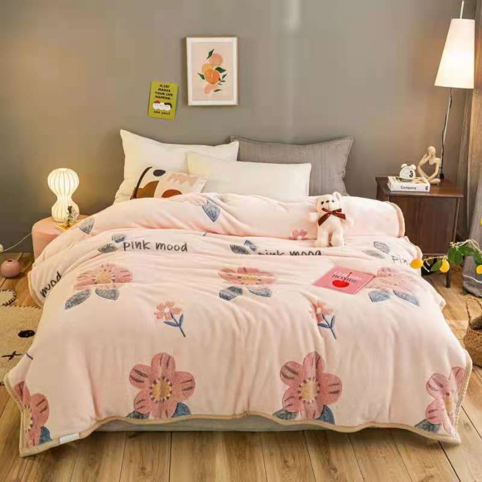 91家纺网 家纺一手货源 找家纺 好艺佳2025新款240克雪花绒毯法莱绒毯床单加厚毛毯花香粉