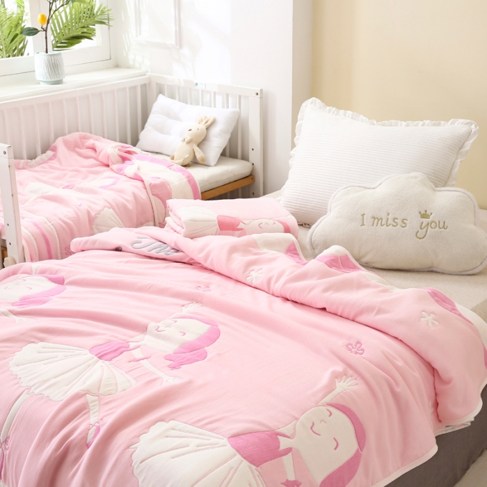 91家纺网 家纺一手货源 找家纺 朴尔 2020年新款全棉十层纱布加厚儿童盖被毛巾被 爱跳舞的姑娘粉