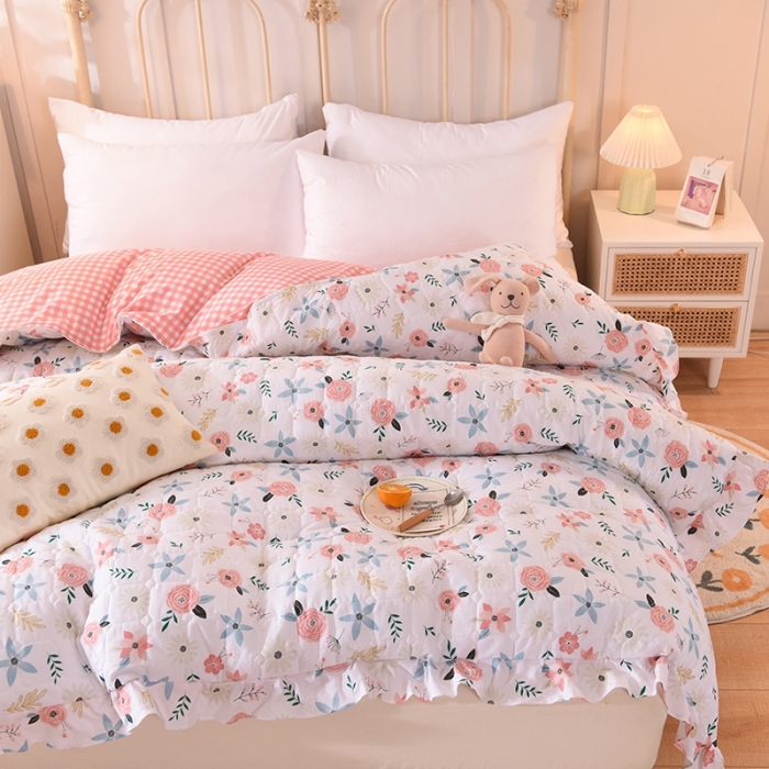 91家纺网 家纺一手货源 找家纺 甜之梦 2025新款全棉印花夹棉抗菌被套 粉红佳人