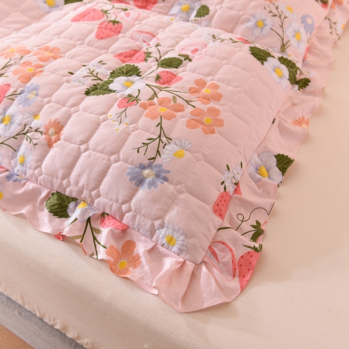 91家纺网 家纺一手货源 找家纺 甜之梦 2025新款全棉印花夹棉抗菌被套 莓之语