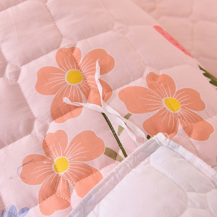 91家纺网 家纺一手货源 找家纺 甜之梦 2025新款全棉印花夹棉抗菌被套 莓之语