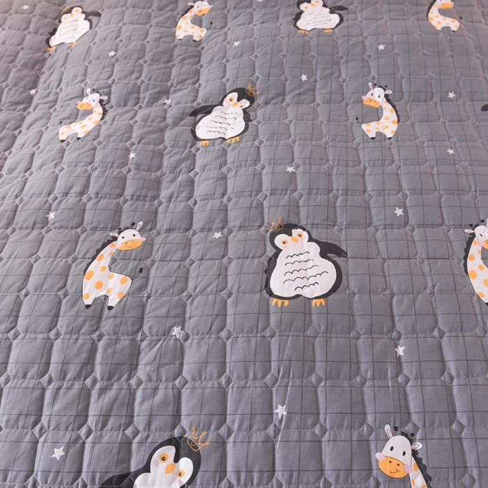 91家纺网 家纺一手货源 找家纺 甜之梦 2025新款全棉印花夹棉抗菌被套 萌企鹅