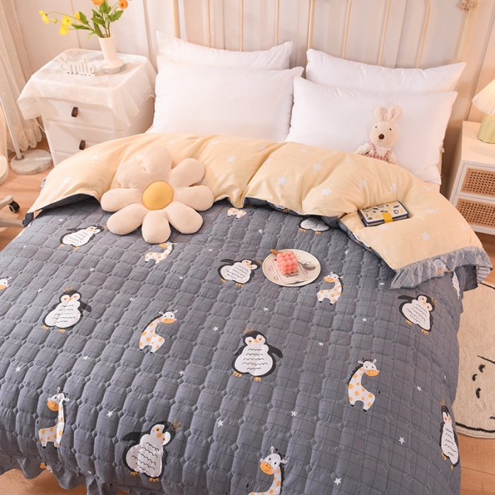 91家纺网 家纺一手货源 找家纺 甜之梦 2025新款全棉印花夹棉抗菌被套 萌企鹅