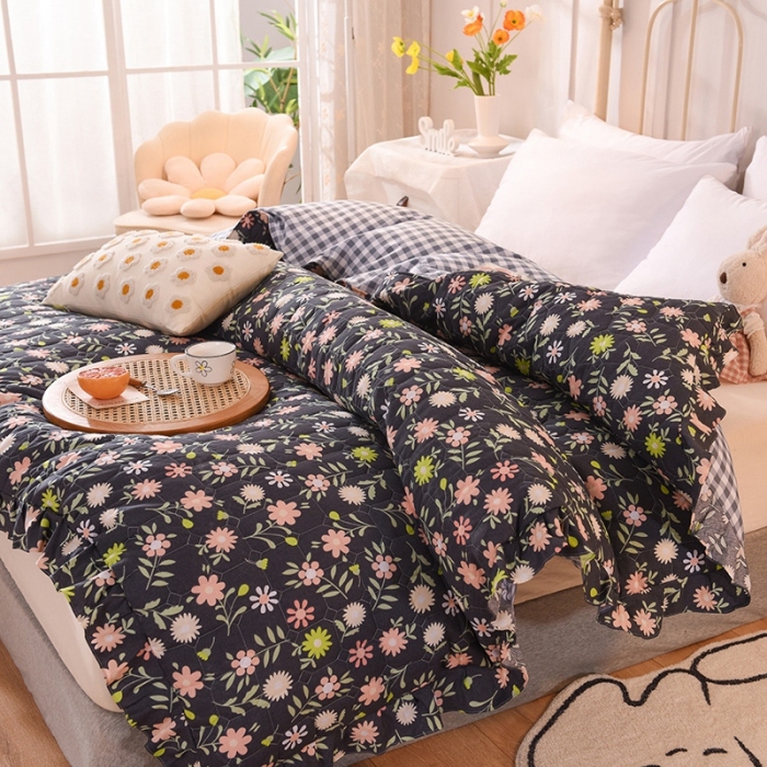 91家纺网 家纺一手货源 找家纺 甜之梦 2025新款全棉印花夹棉抗菌被套 沁园春