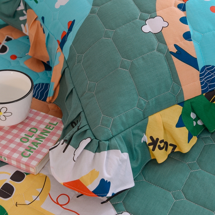 91家纺网 家纺一手货源 找家纺 甜之梦 2025新款全棉印花夹棉抗菌枕套 恐龙派对