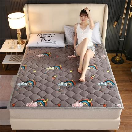 91家纺网 家纺一手货源 找家纺 东宇床垫 2022新款加厚微芙绒床垫 幸运彩虹