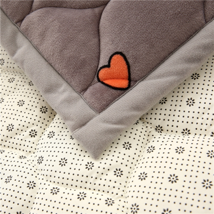 91家纺网 家纺一手货源 找家纺 东宇床垫 2022新款加厚微芙绒床垫 幸运彩虹