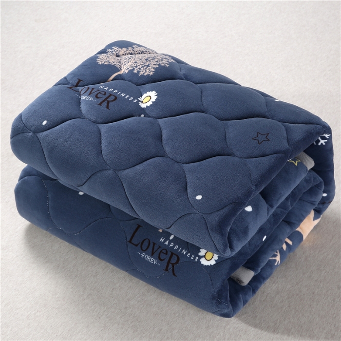 91家纺网 家纺一手货源 找家纺 东宇床垫 2022新款加厚微芙绒床垫 幸运鹿