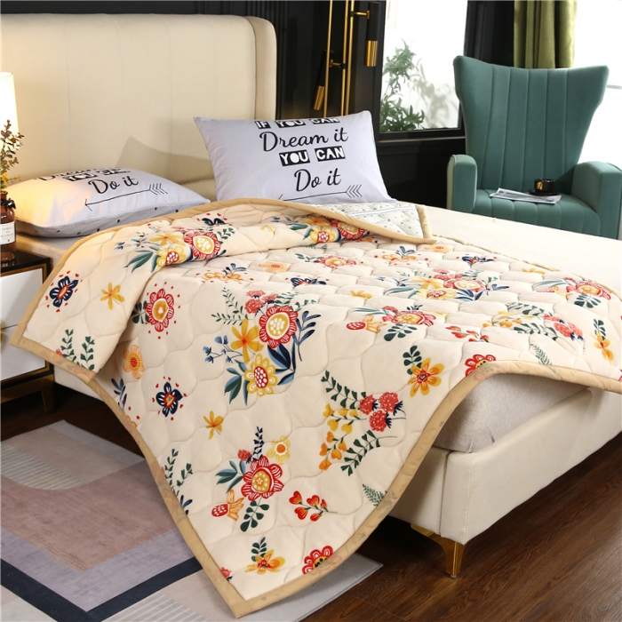 91家纺网 家纺一手货源 找家纺 东宇床垫 2022新款加厚微芙绒床垫 羞涩花开