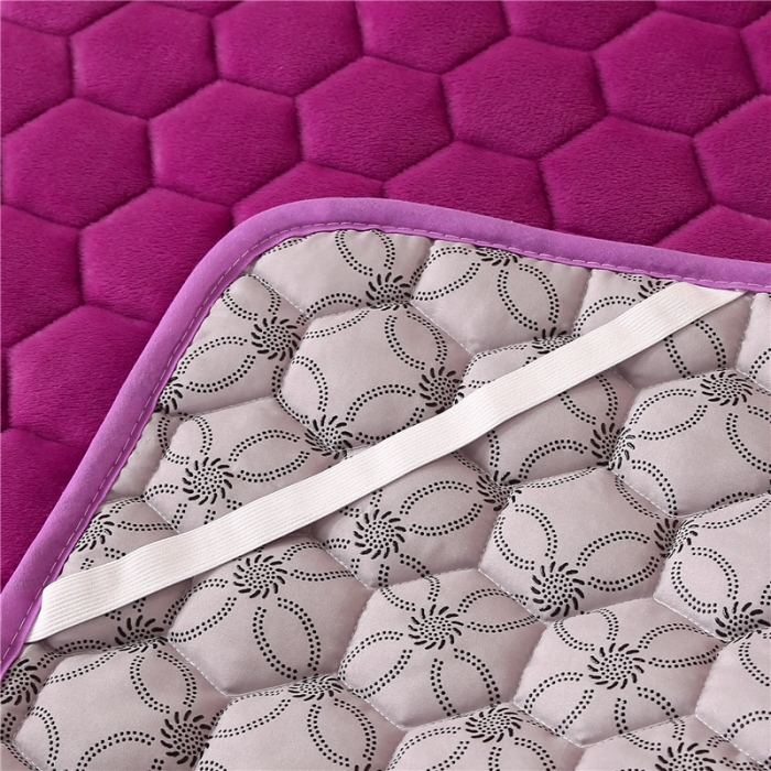 91家纺网 家纺一手货源 找家纺 东宇床垫 2022新款牛奶绒薄款床垫 神秘紫