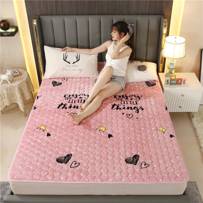 91家纺网 家纺一手货源 找家纺 东宇床垫 2022新款牛奶绒薄款床垫 甜心