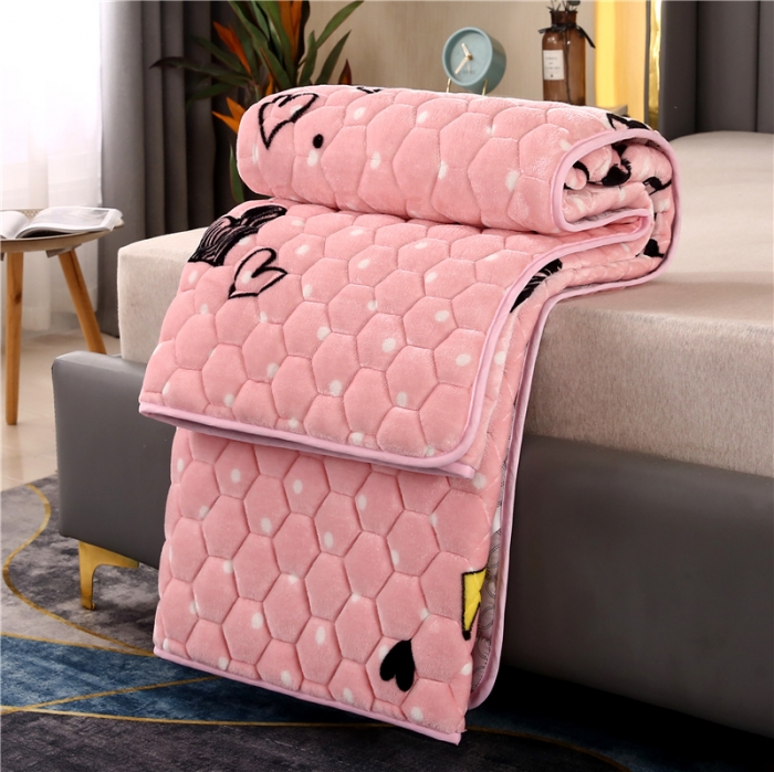 91家纺网 家纺一手货源 找家纺 东宇床垫 2022新款牛奶绒薄款床垫 甜心