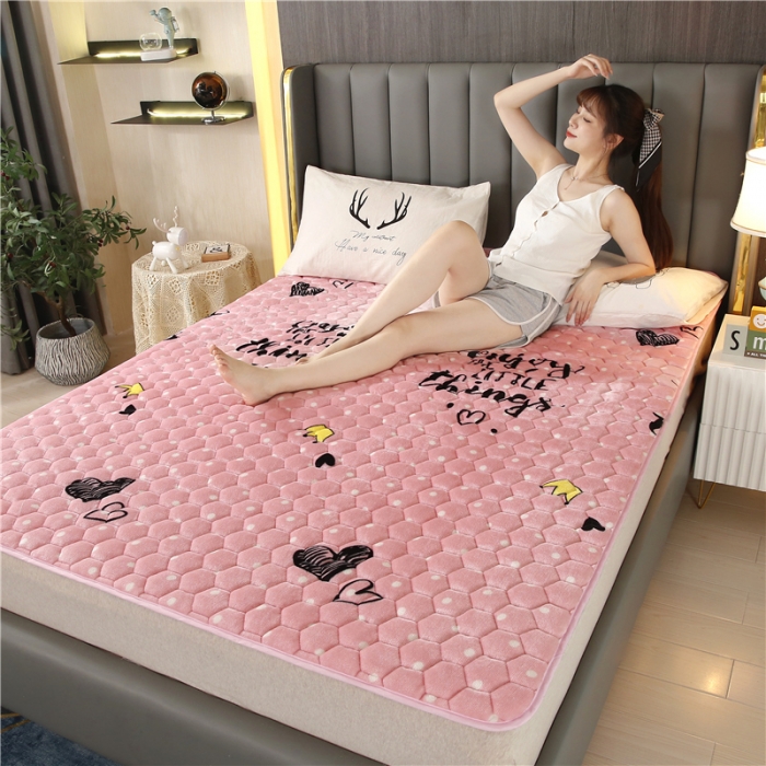 91家纺网 家纺一手货源 找家纺 东宇床垫 2022新款牛奶绒薄款床垫 甜心