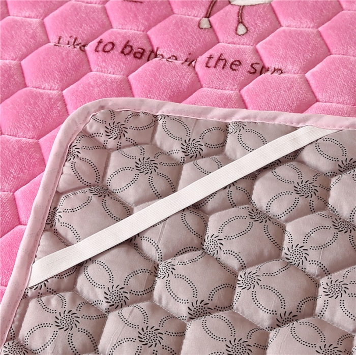 91家纺网 家纺一手货源 找家纺 东宇床垫 2022新款牛奶绒薄款床垫 小彩虹