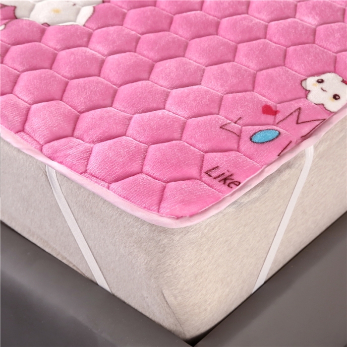 91家纺网 家纺一手货源 找家纺 东宇床垫 2022新款牛奶绒薄款床垫 小彩虹