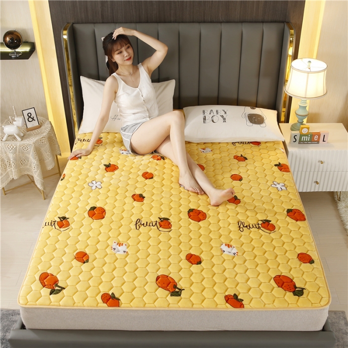 91家纺网 家纺一手货源 找家纺 东宇床垫 2022新款牛奶绒薄款床垫 小橙子