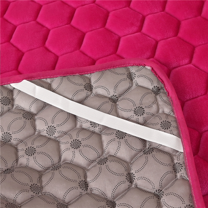 91家纺网 家纺一手货源 找家纺 东宇床垫 2022新款牛奶绒薄款床垫 胭脂红