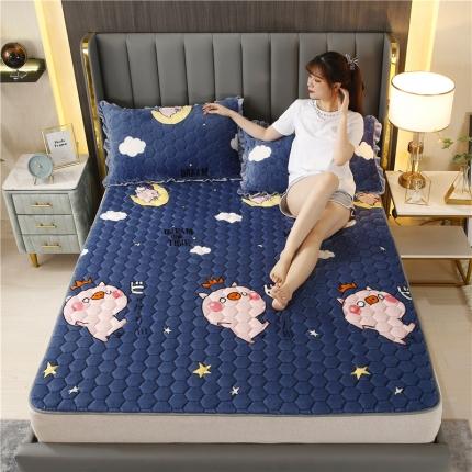 91家纺网 家纺一手货源 找家纺 东宇床垫 2022新款牛奶绒薄款床垫三件套 可爱猪