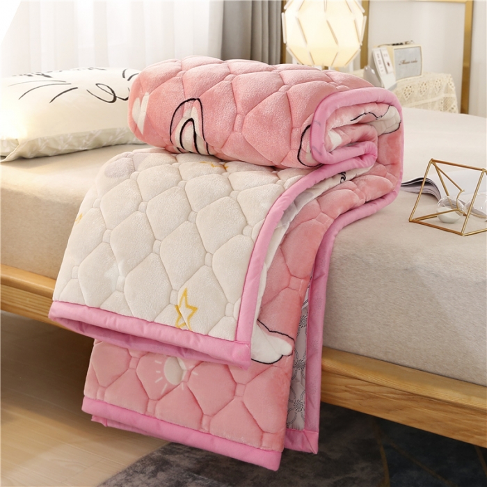 91家纺网 家纺一手货源 找家纺 东宇床垫 2022新款加厚牛奶绒床垫 兔女孩