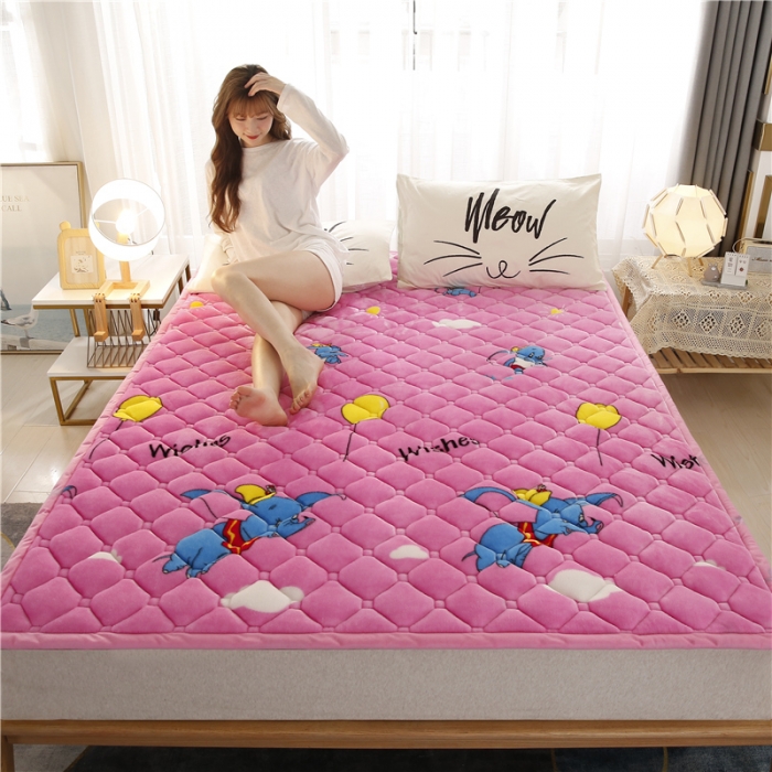 91家纺网 家纺一手货源 找家纺 东宇床垫 2022新款加厚牛奶绒床垫 小飞象