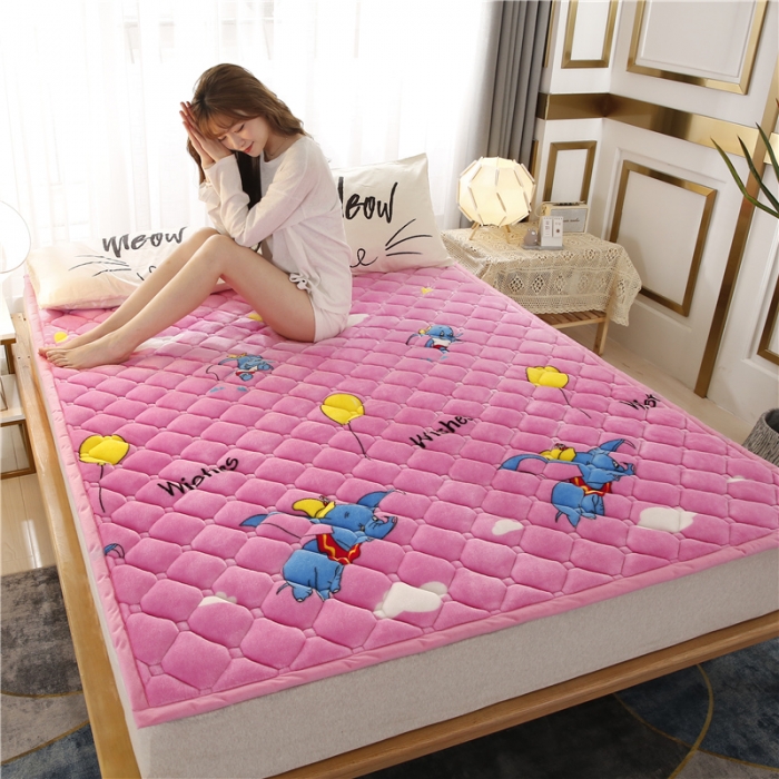 91家纺网 家纺一手货源 找家纺 东宇床垫 2022新款加厚牛奶绒床垫 小飞象