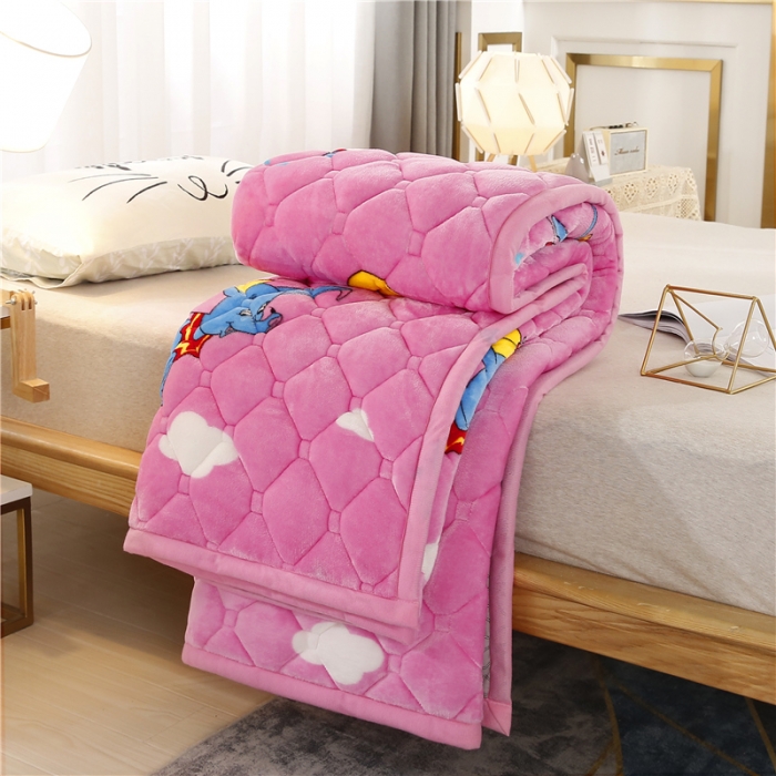 91家纺网 家纺一手货源 找家纺 东宇床垫 2022新款加厚牛奶绒床垫 小飞象