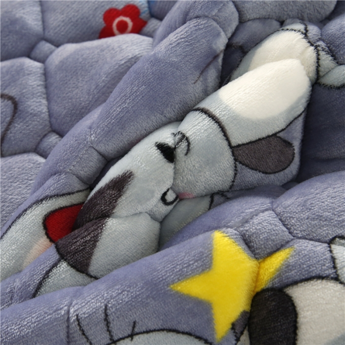 91家纺网 家纺一手货源 找家纺 东宇床垫 2022新款加厚牛奶绒床垫 心有所鼠