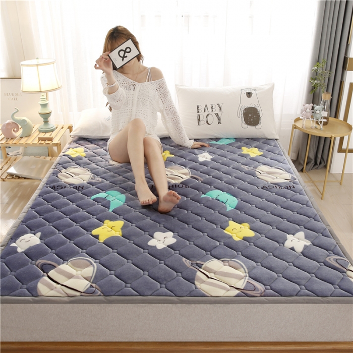 91家纺网 家纺一手货源 找家纺 东宇床垫 2022新款加厚牛奶绒床垫 星球