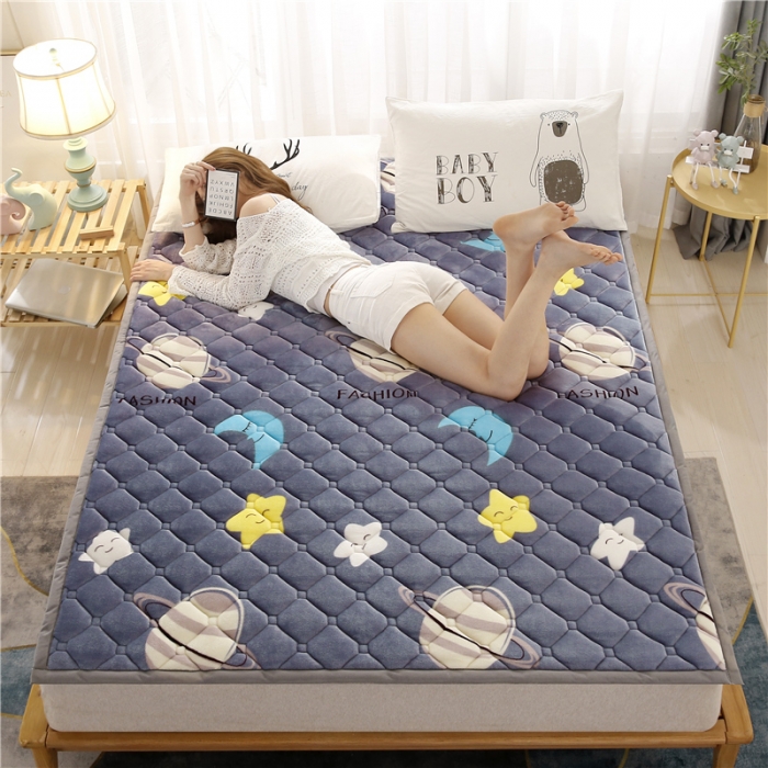 91家纺网 家纺一手货源 找家纺 东宇床垫 2022新款加厚牛奶绒床垫 星球