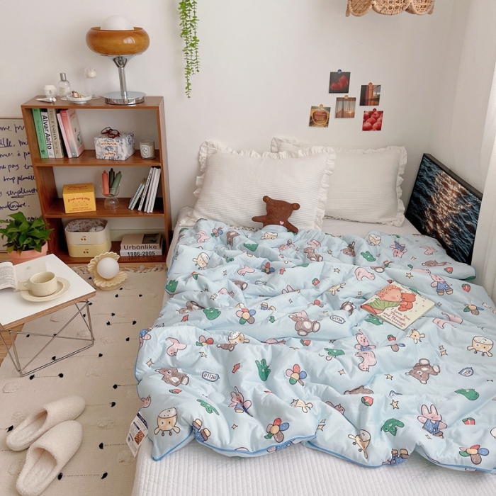 91家纺网 家纺一手货源 找家纺 星期八 2021新款大豆针织春秋被冬被动物园蓝