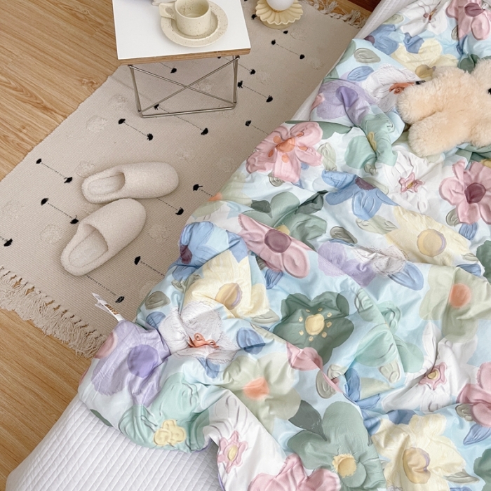 91家纺网 家纺一手货源 找家纺 星期八 2021新款大豆针织春秋被冬被奶油花