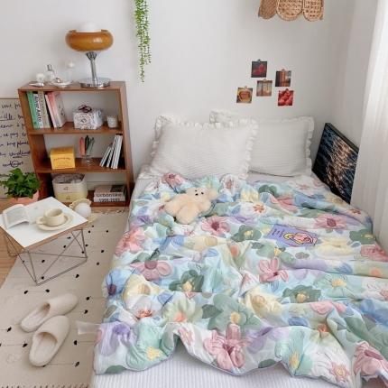 星期八 2021新款大豆针织春秋被冬被奶油花