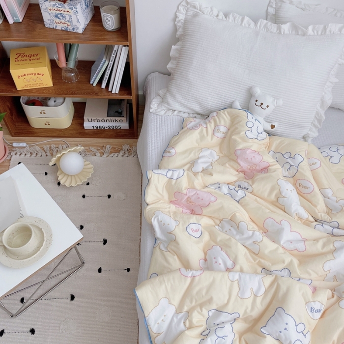 91家纺网 家纺一手货源 找家纺 星期八 2021新款大豆针织春秋被冬被糖果熊