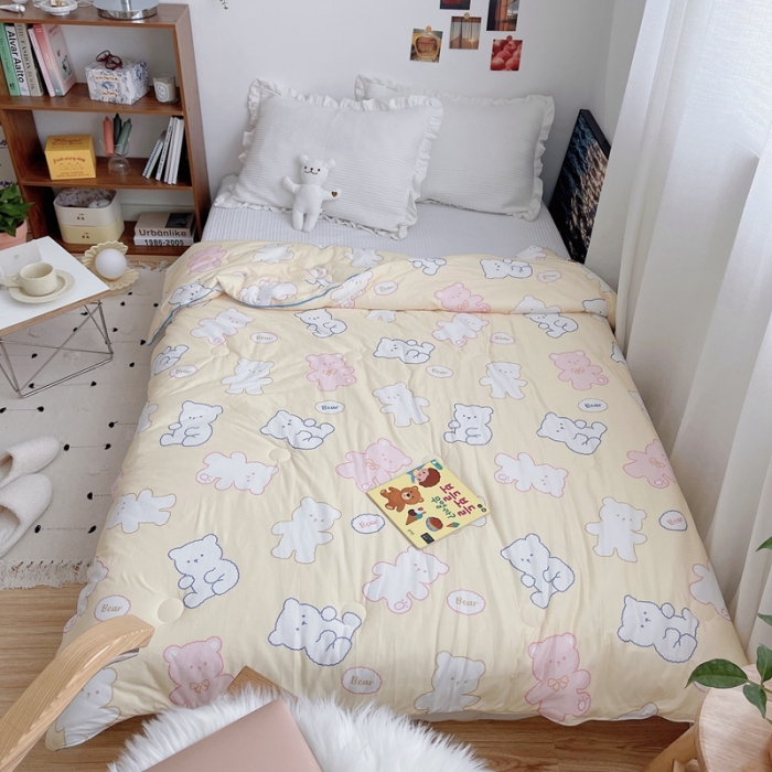 91家纺网 家纺一手货源 找家纺 星期八 2021新款大豆针织春秋被冬被糖果熊