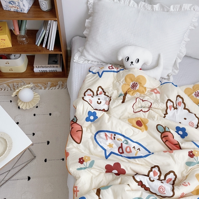 91家纺网 家纺一手货源 找家纺 星期八 2021新款大豆针织春秋被冬被小兔子