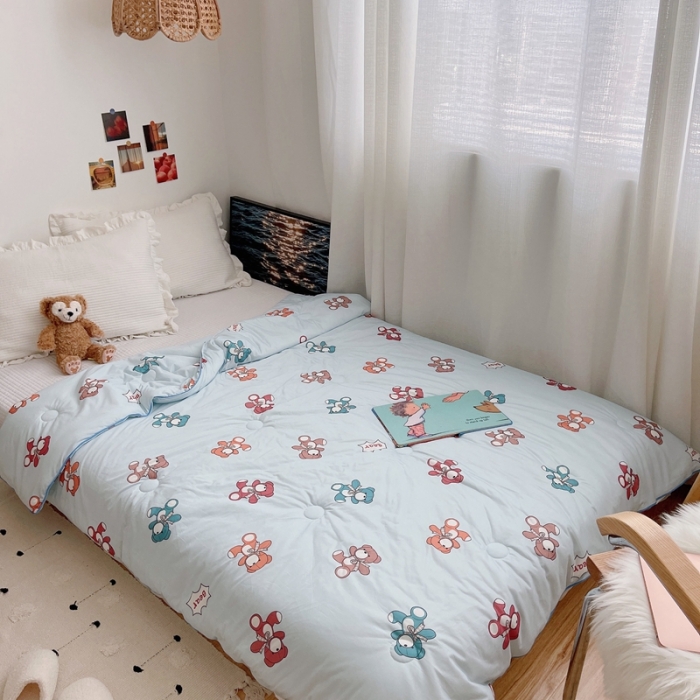 91家纺网 家纺一手货源 找家纺 星期八 2021新款大豆针织春秋被冬被小熊蓝