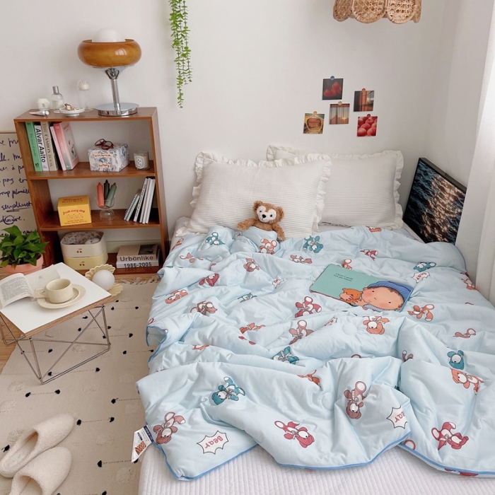 91家纺网 家纺一手货源 找家纺 星期八 2021新款大豆针织春秋被冬被小熊蓝